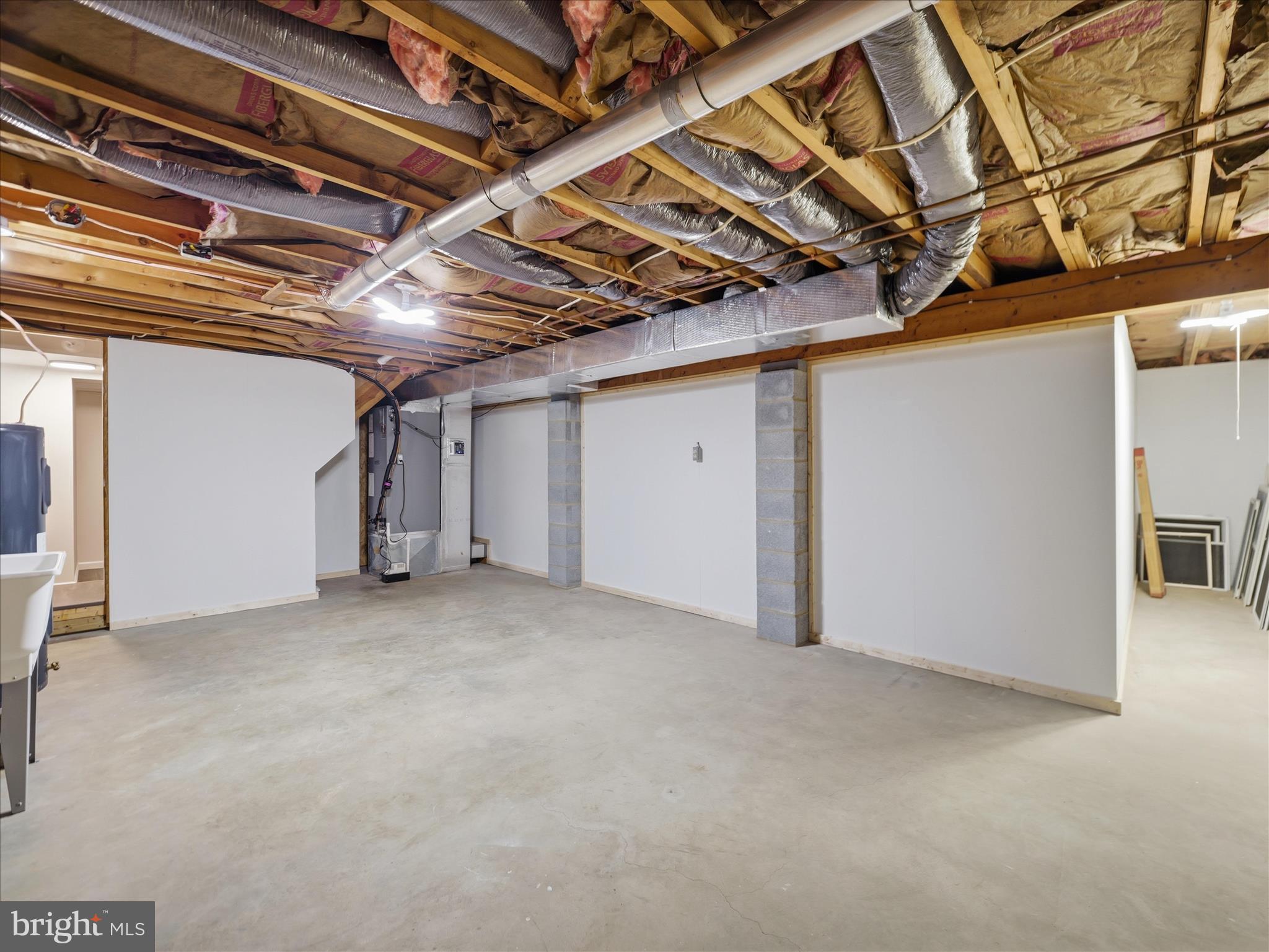 PRESIDENTIAL HEIGHTS - Residential