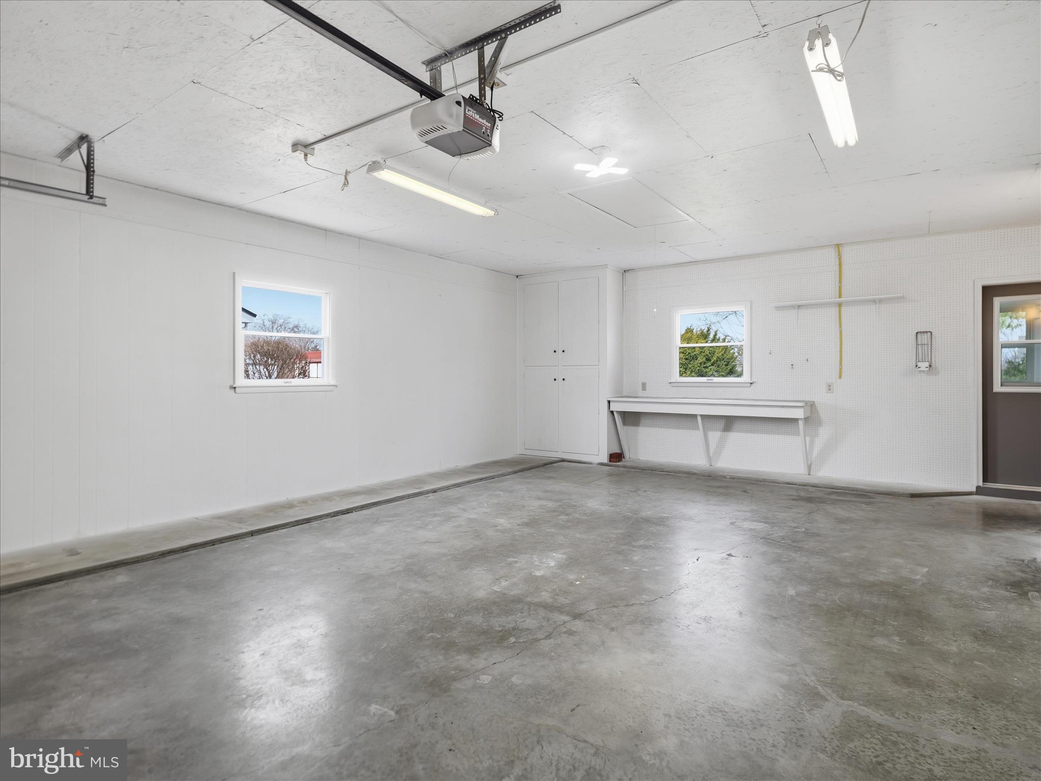 PRESIDENTIAL HEIGHTS - Residential