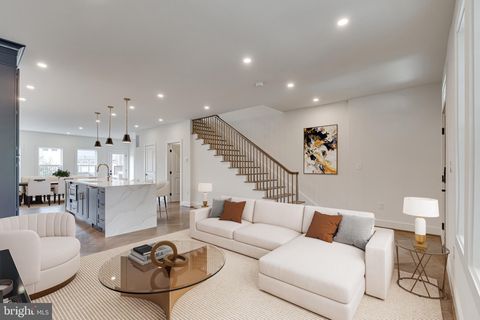 4820 5TH STREET NW WASHINGTON DC 20011