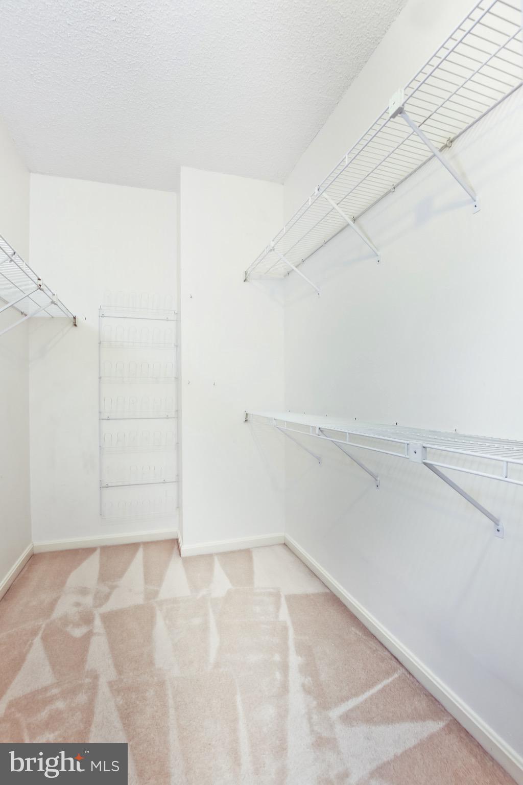 BELLA VISTA - Residential Lease