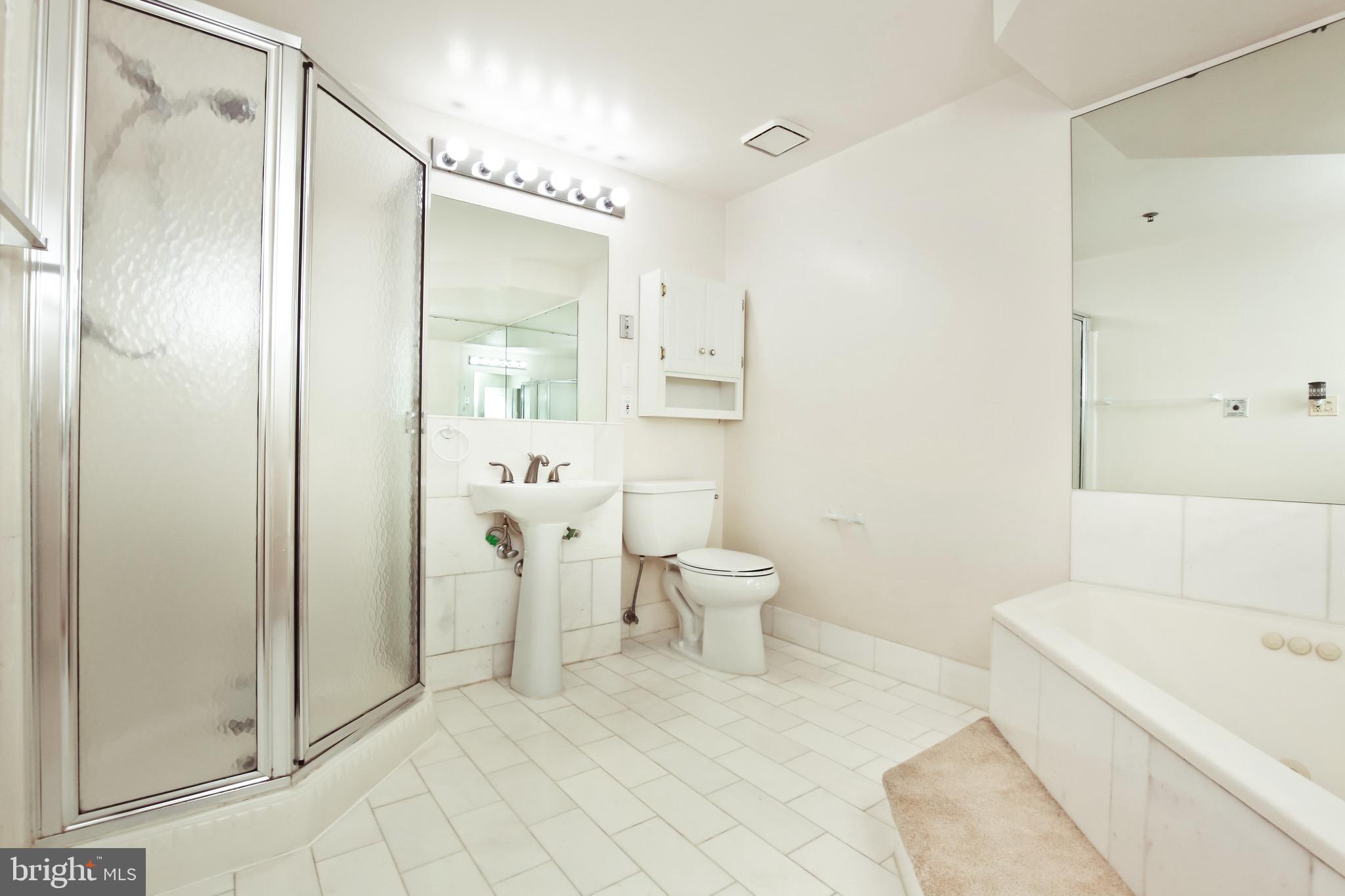 BELLA VISTA - Residential Lease