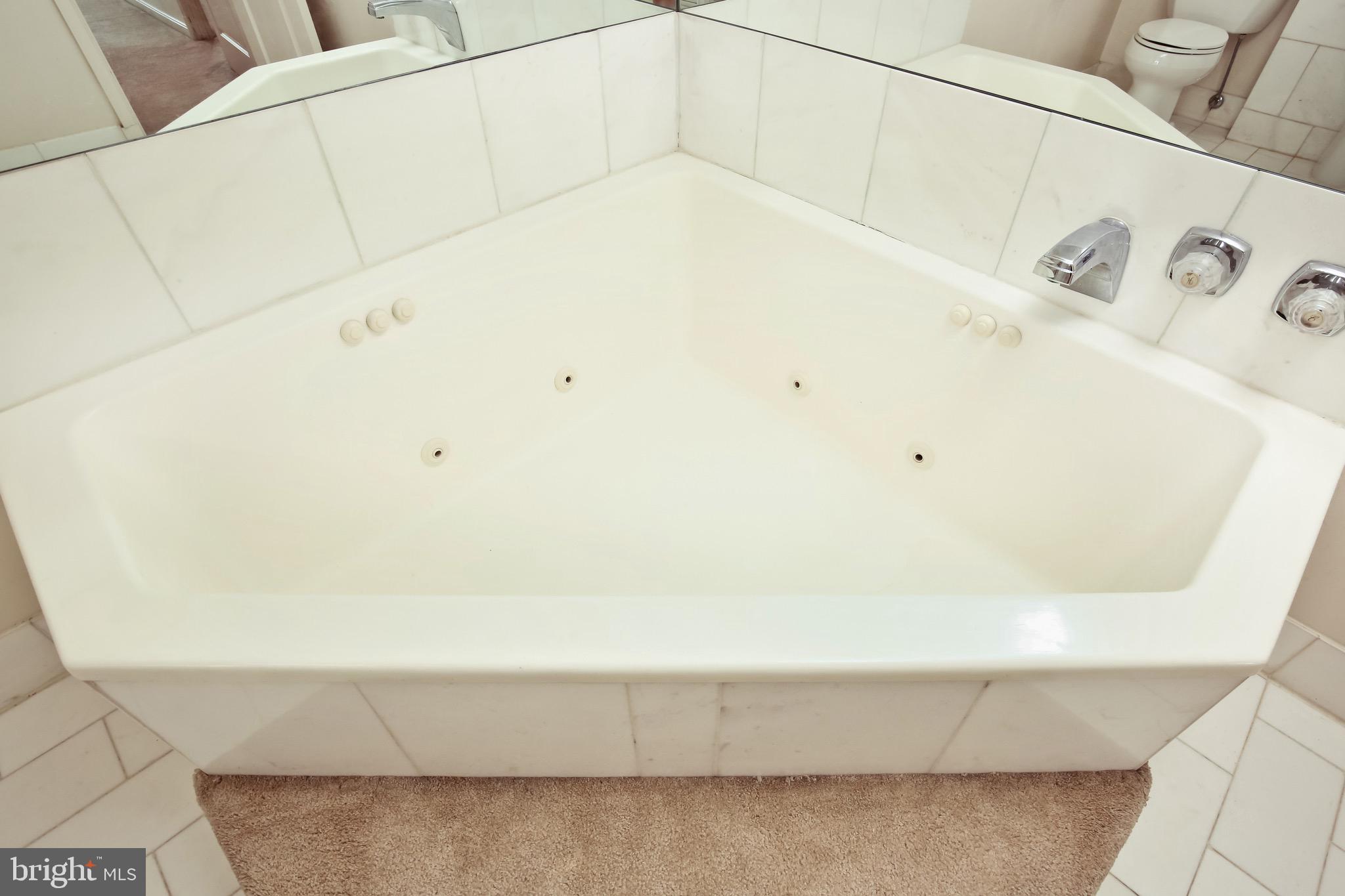 BELLA VISTA - Residential Lease