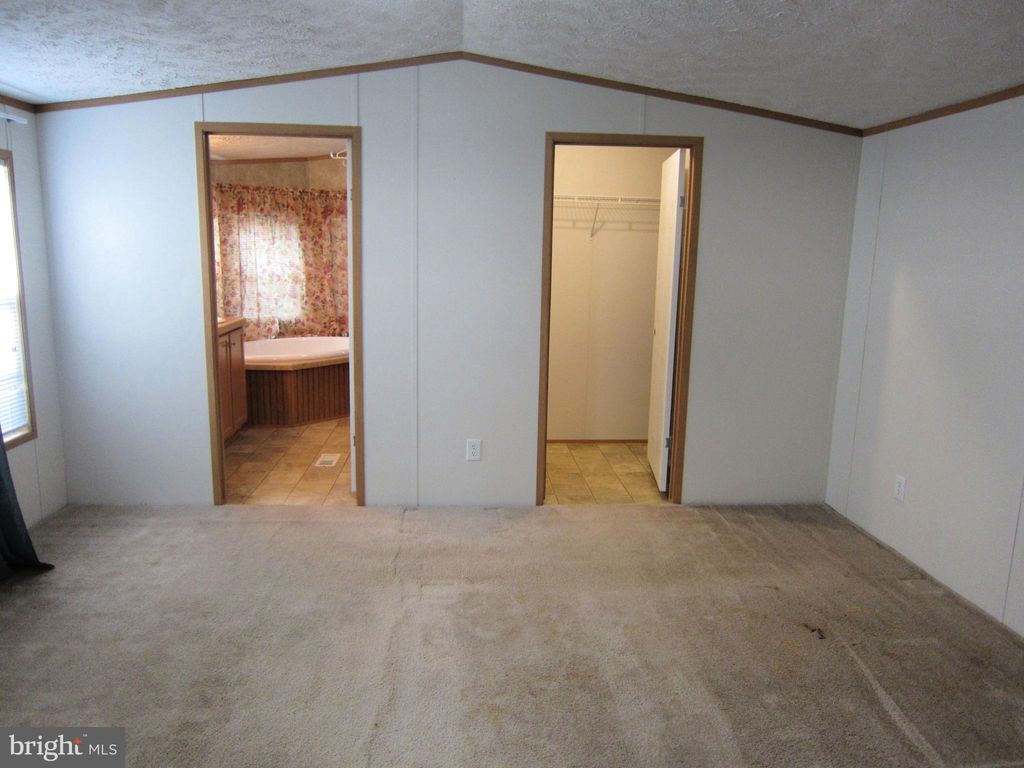 Photo of 14108 William Talcott Lane, HAGERSTOWN, MD 21742 (MLS # MDWA2031920)