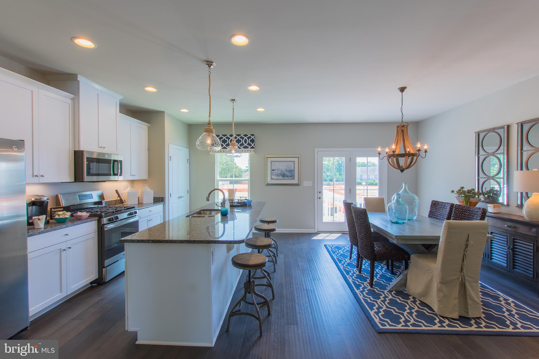 DOWNINGTOWN WALK - Residential