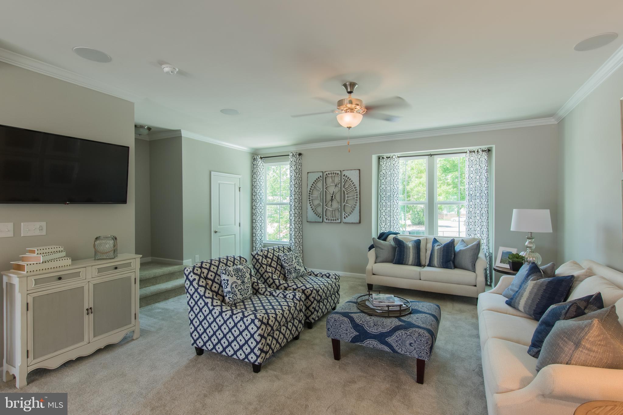 DOWNINGTOWN WALK - Residential