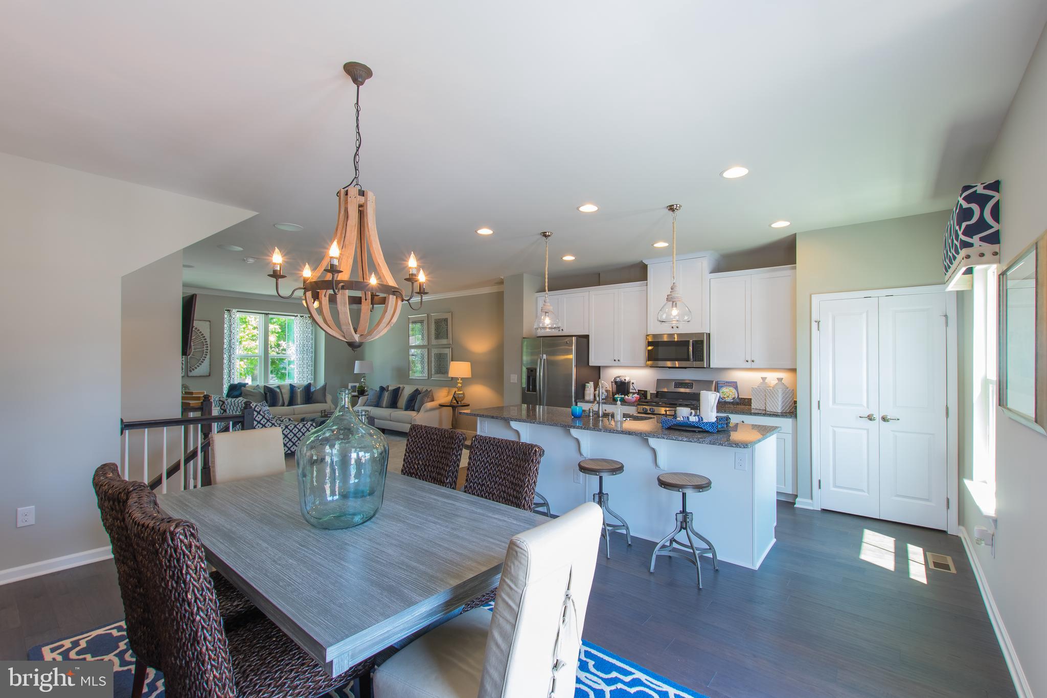 DOWNINGTOWN WALK - Residential