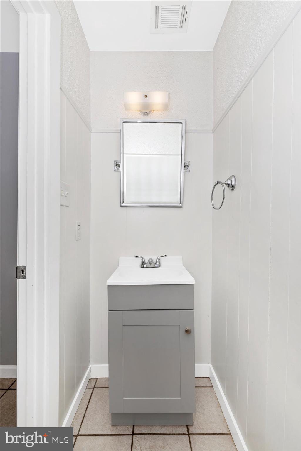 GLADE TOWN - Residential