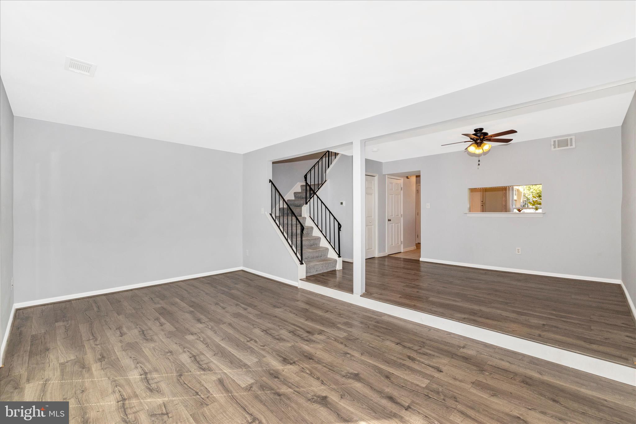 GLADE TOWN - Residential