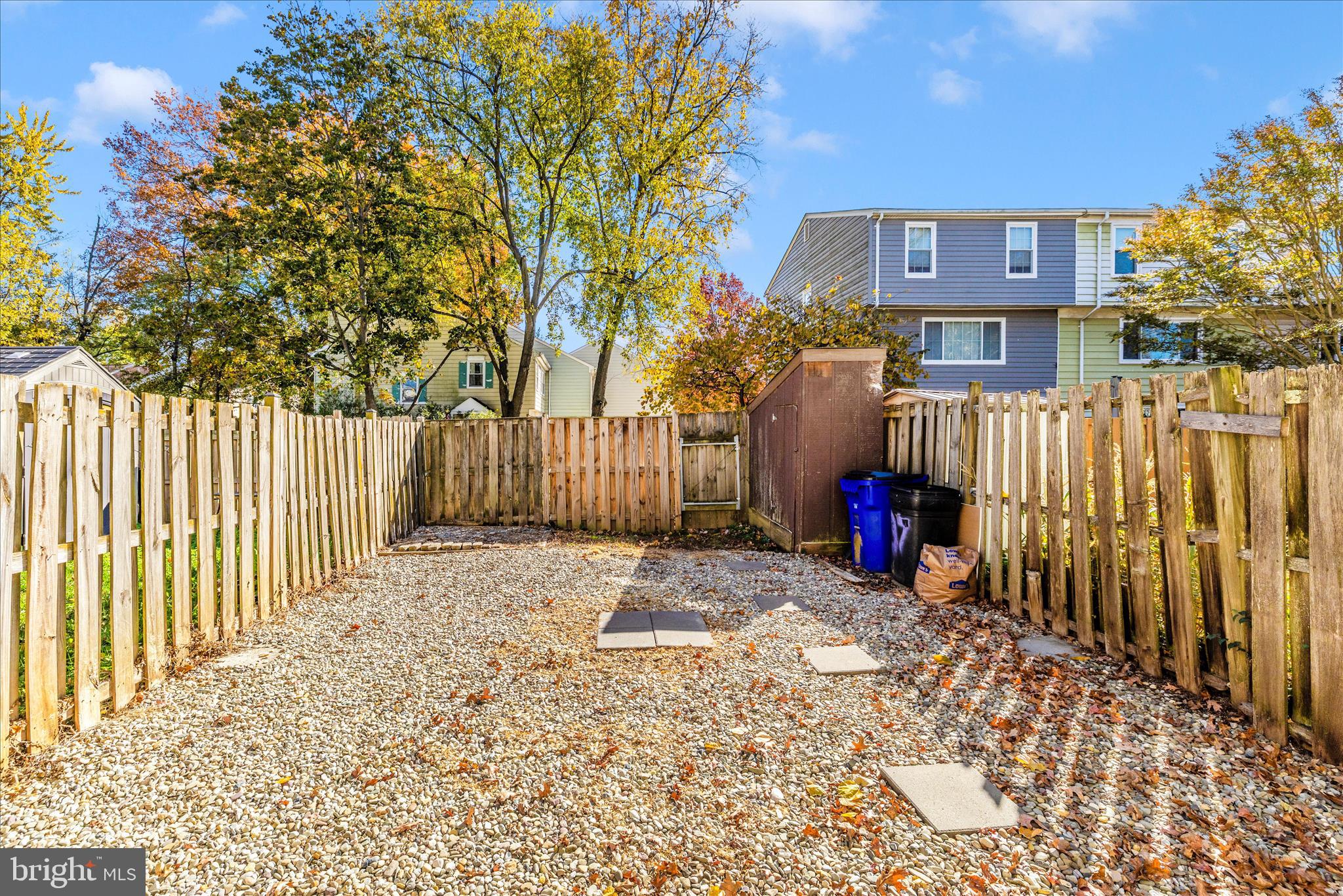 GLADE TOWN - Residential