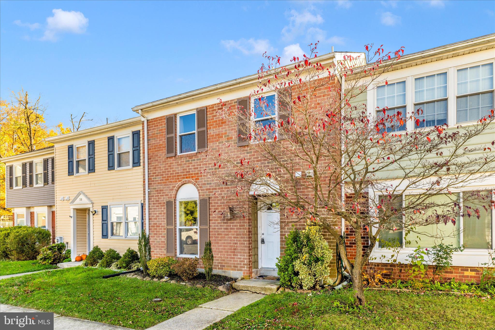 GLADE TOWN - Residential