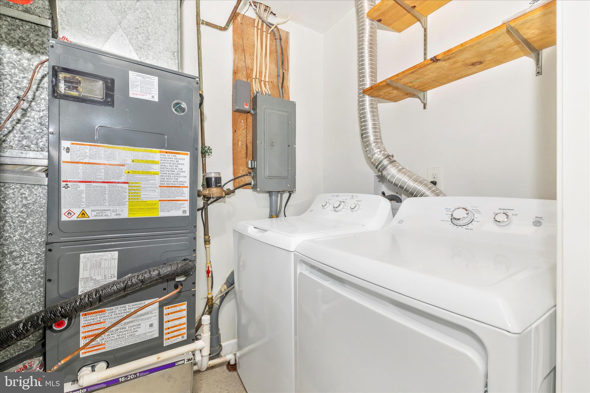 GLADE TOWN - Residential