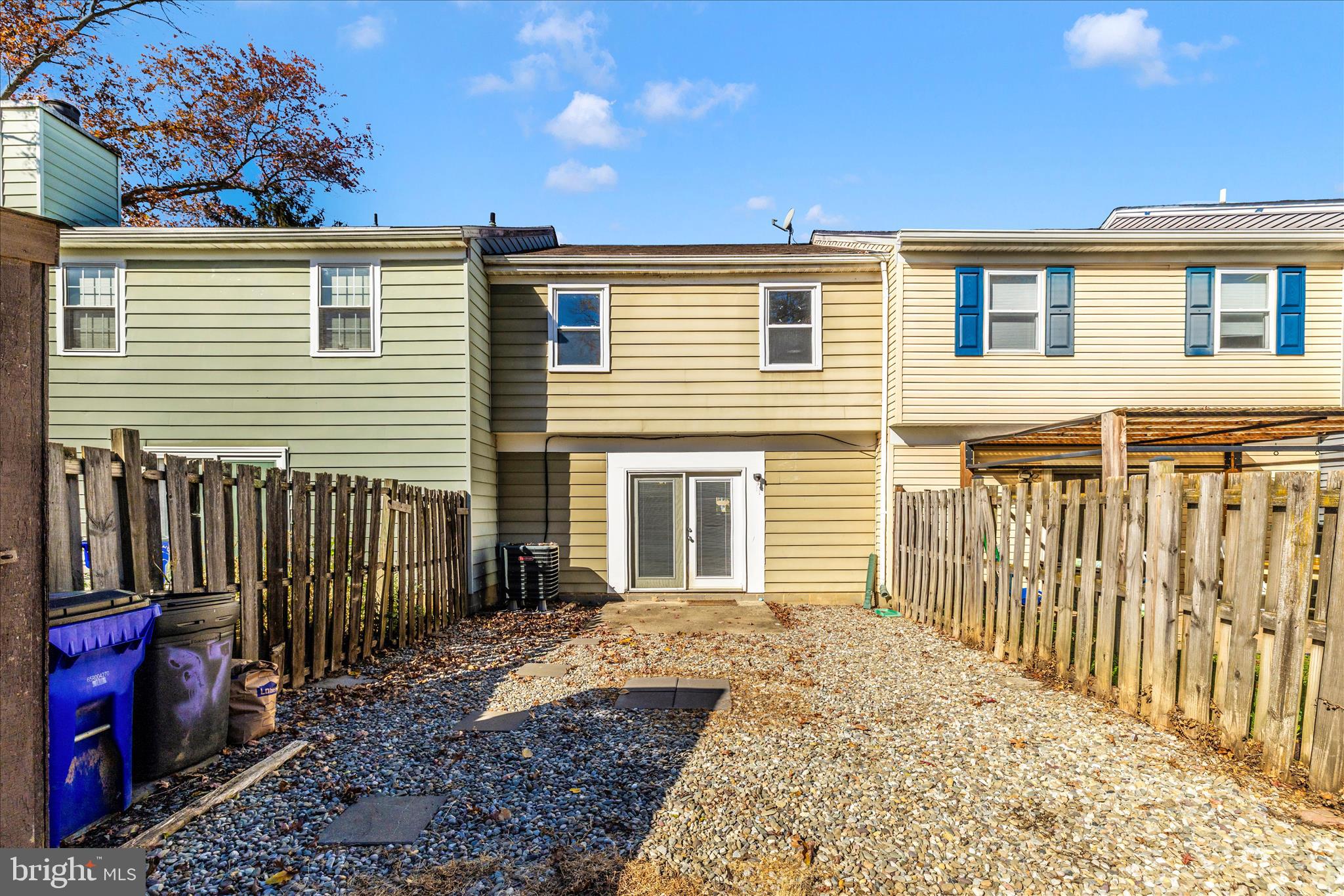 GLADE TOWN - Residential