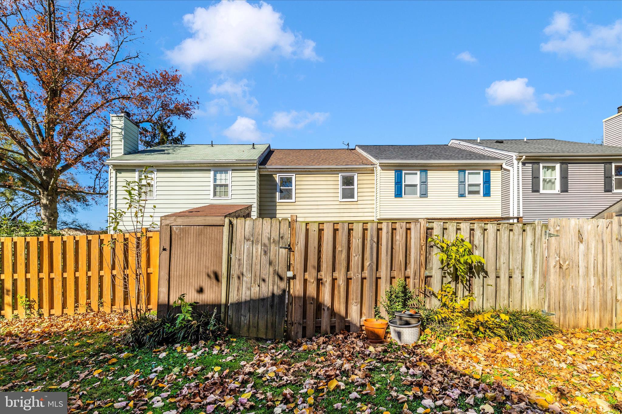 GLADE TOWN - Residential