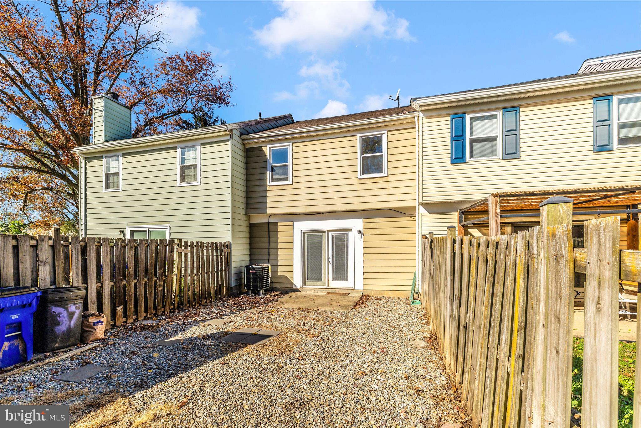 GLADE TOWN - Residential