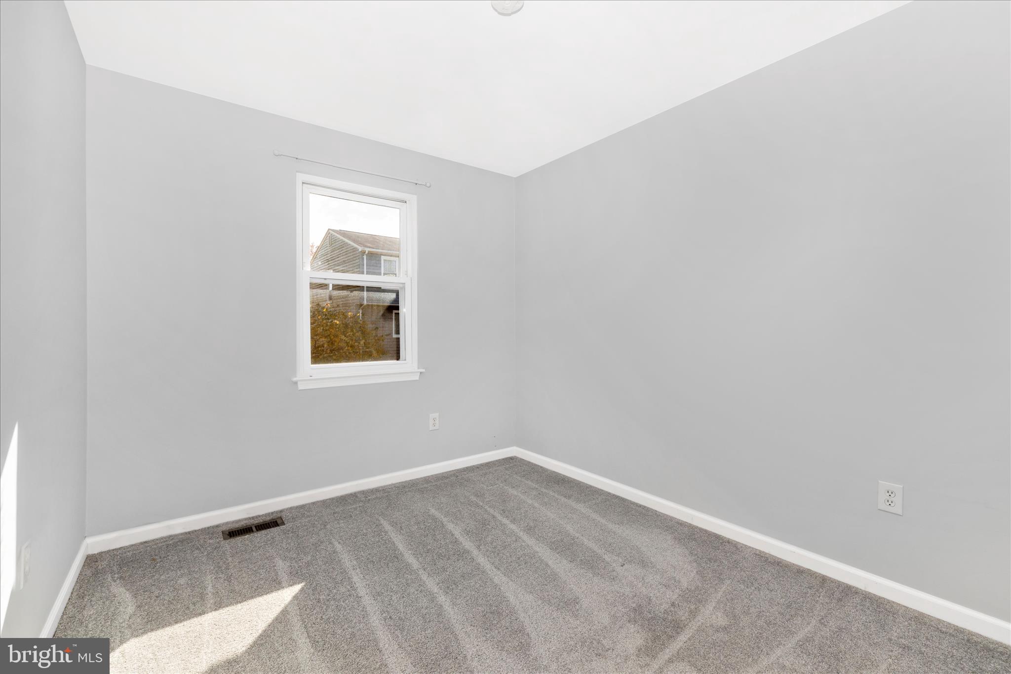 GLADE TOWN - Residential