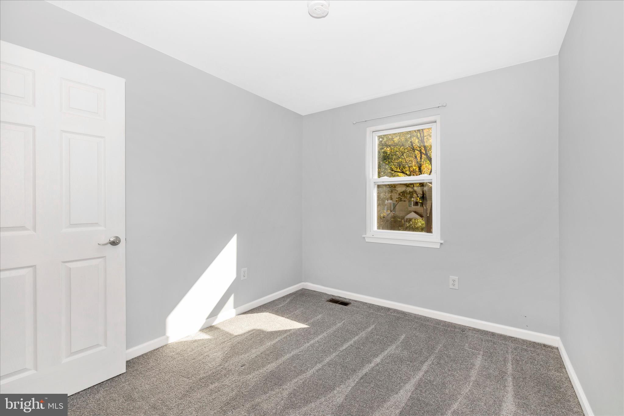 GLADE TOWN - Residential