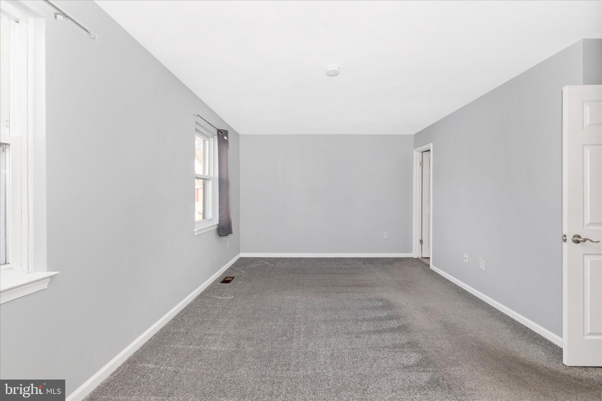 GLADE TOWN - Residential