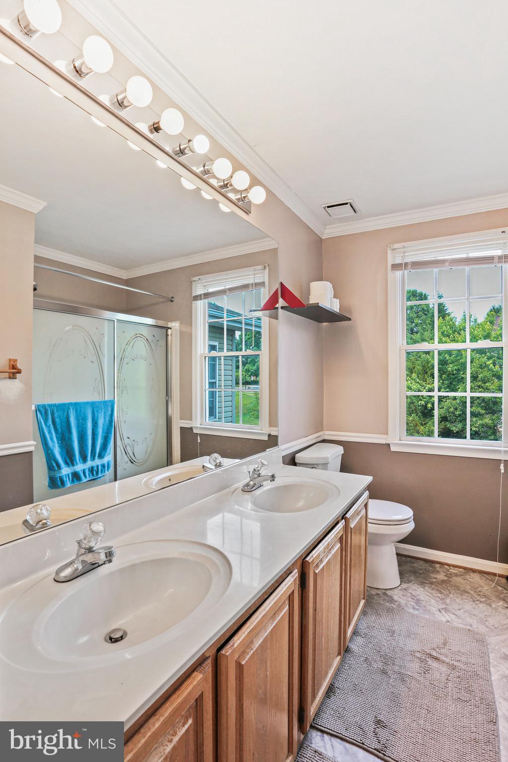 BRIARCLIFF MANOR - Residential