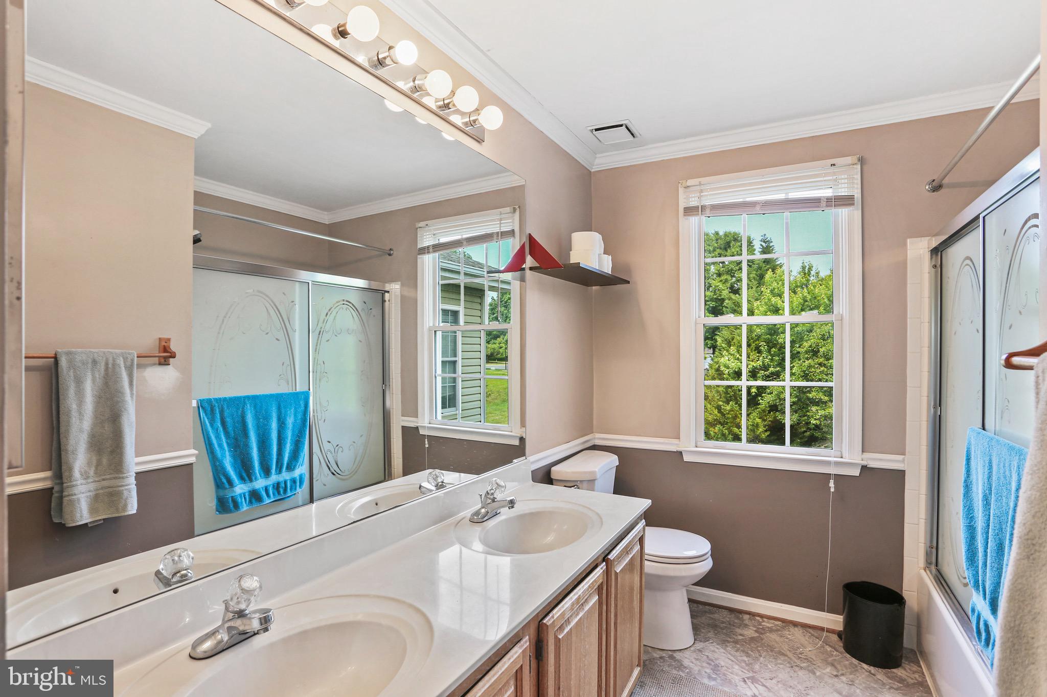 BRIARCLIFF MANOR - Residential