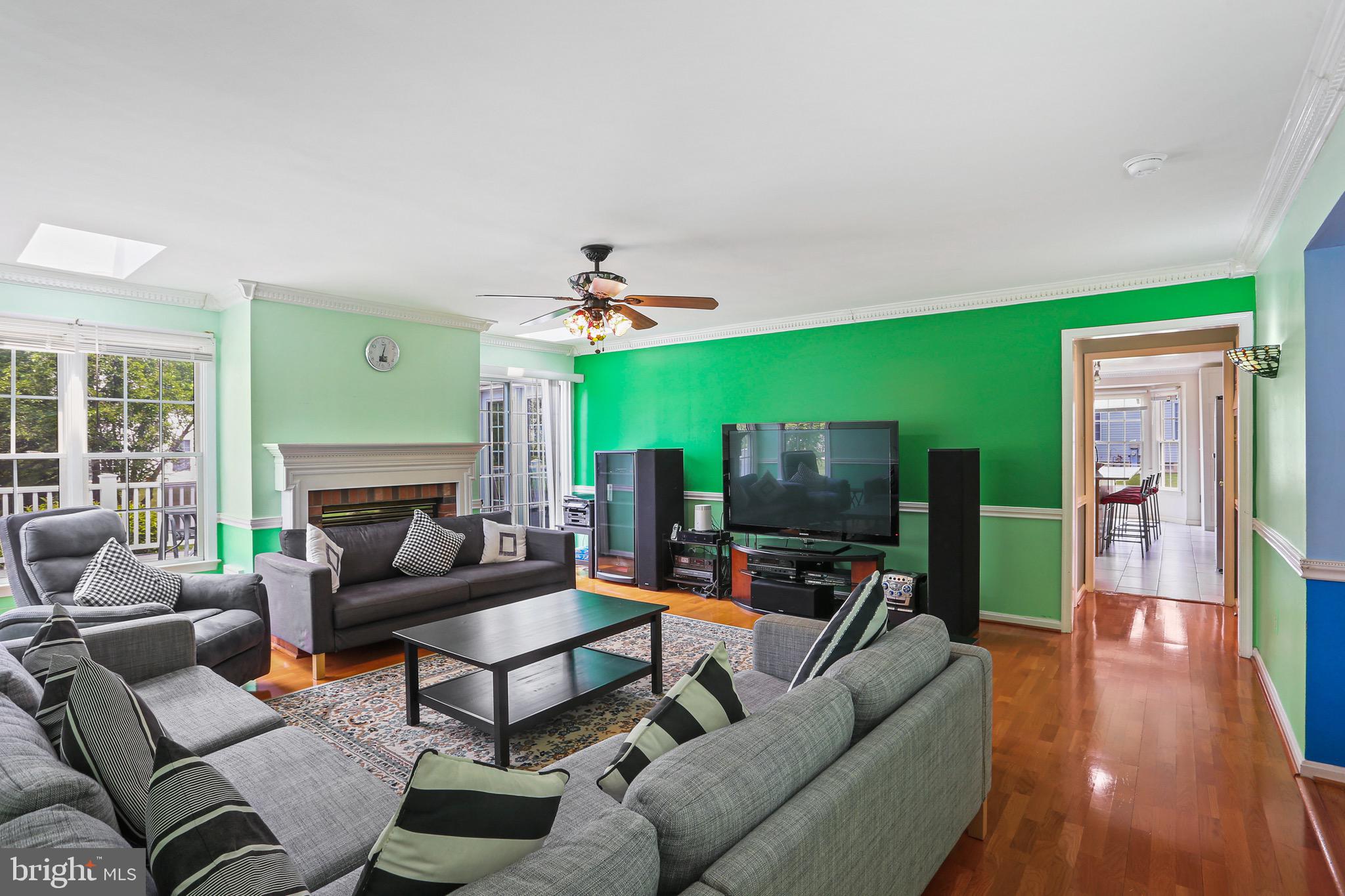 BRIARCLIFF MANOR - Residential