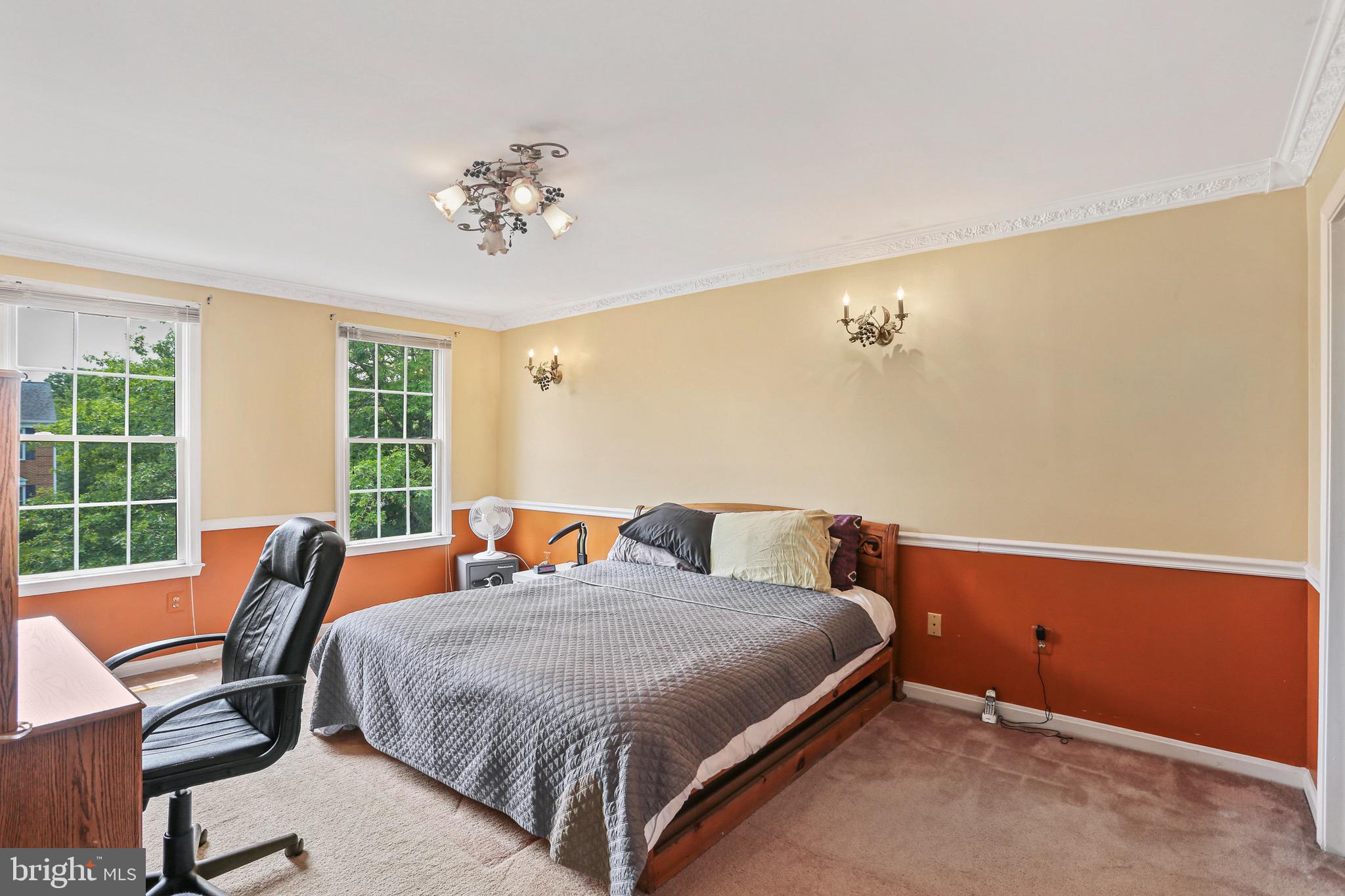 BRIARCLIFF MANOR - Residential