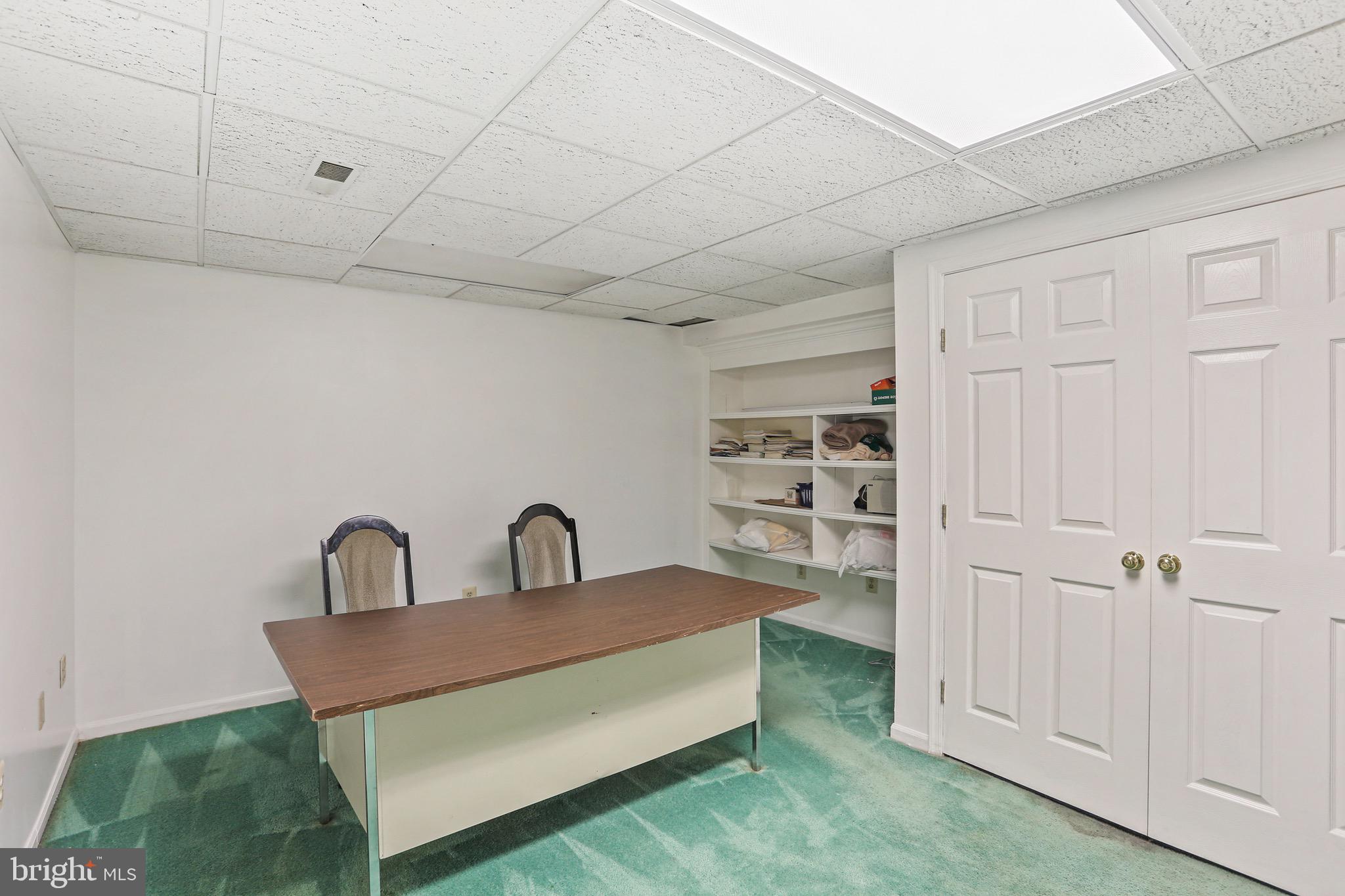 BRIARCLIFF MANOR - Residential