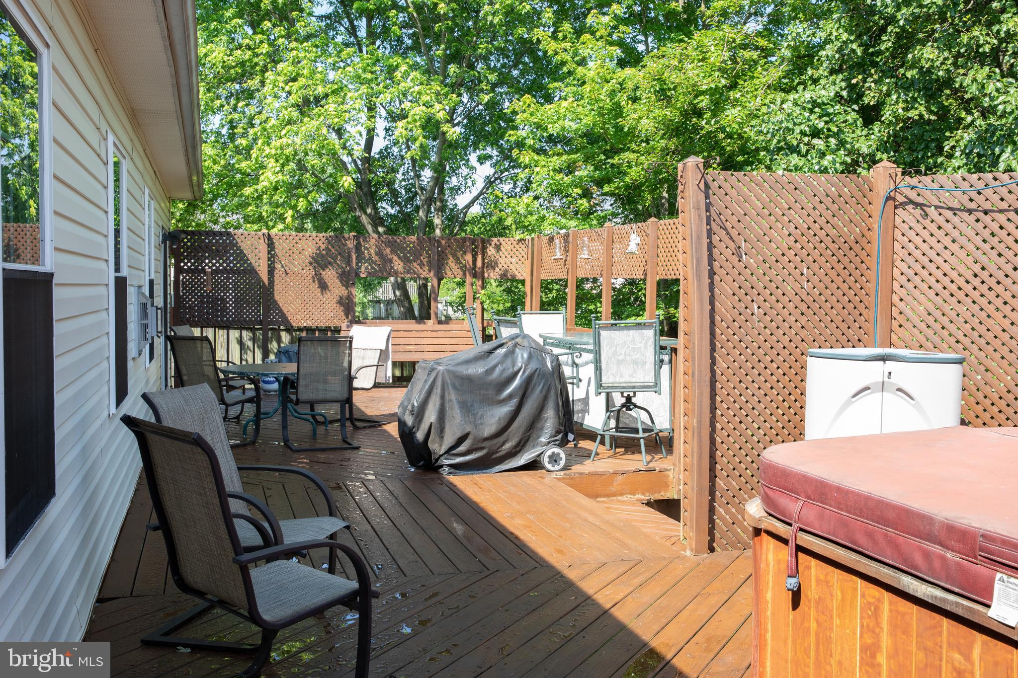 MEADOW LAKE - Residential