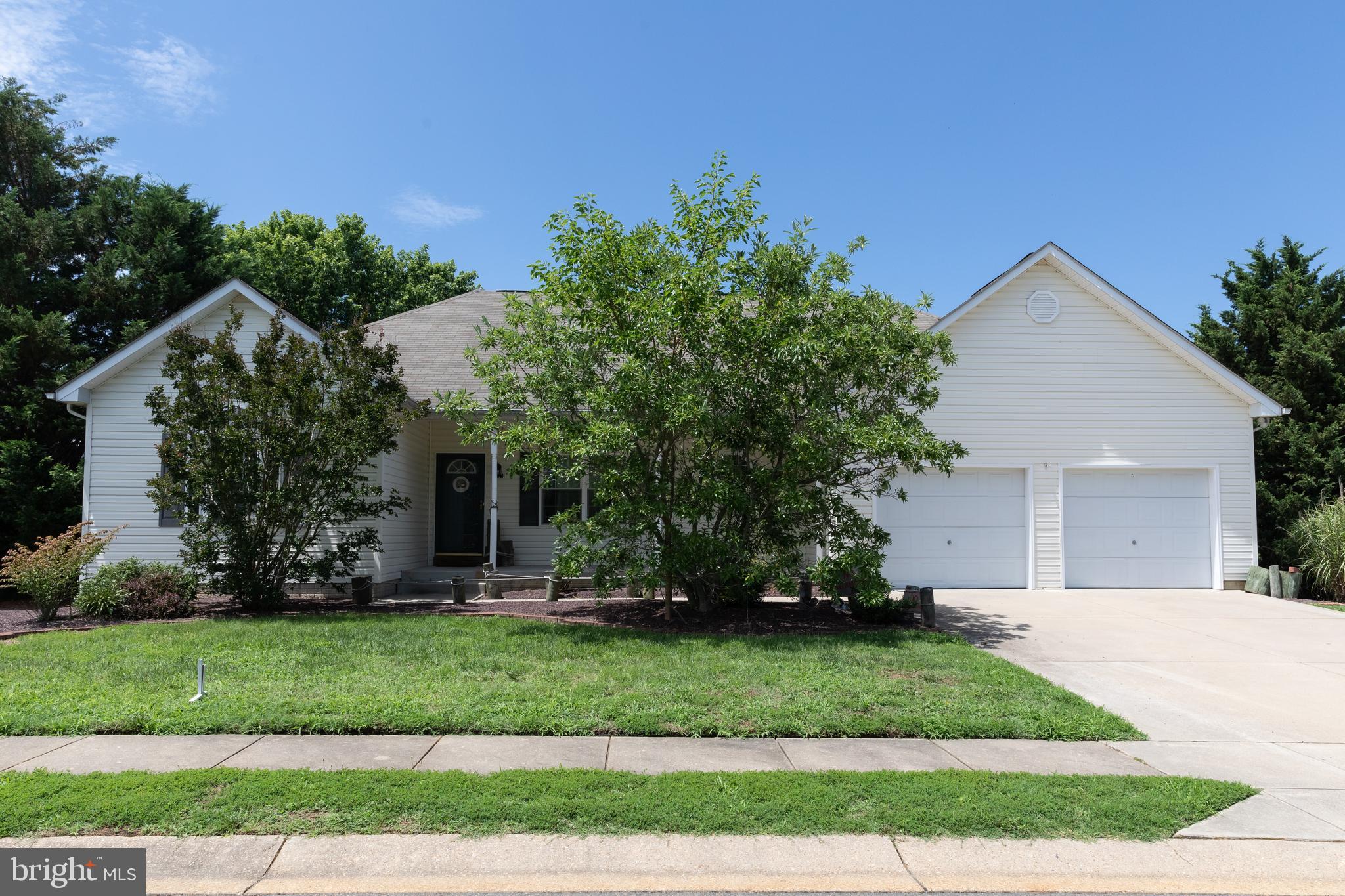 MEADOW LAKE - Residential