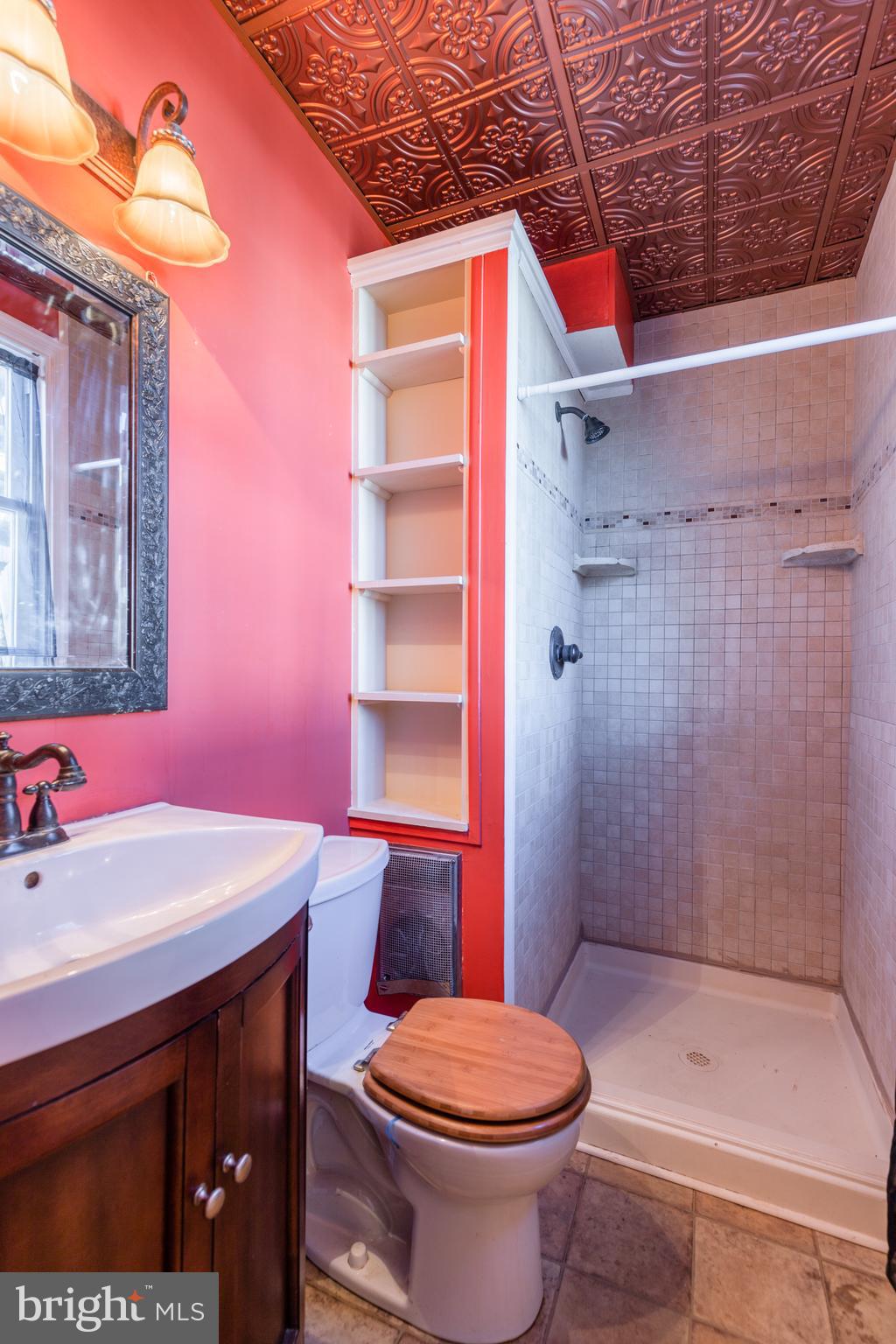 HAMPDEN HISTORIC DISTRICT - Residential