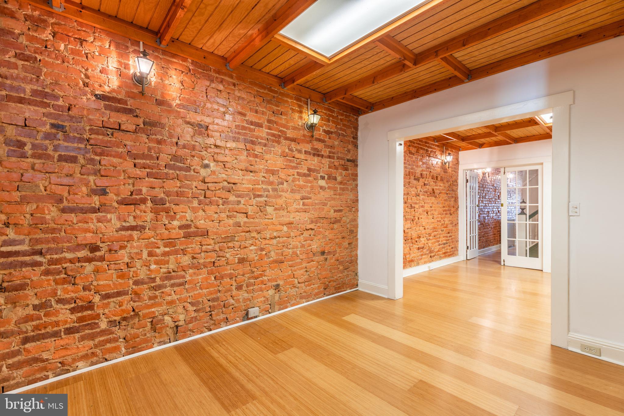 HAMPDEN HISTORIC DISTRICT - Residential