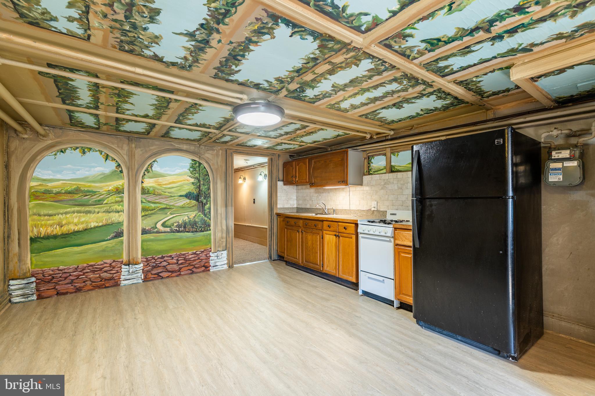 HAMPDEN HISTORIC DISTRICT - Residential