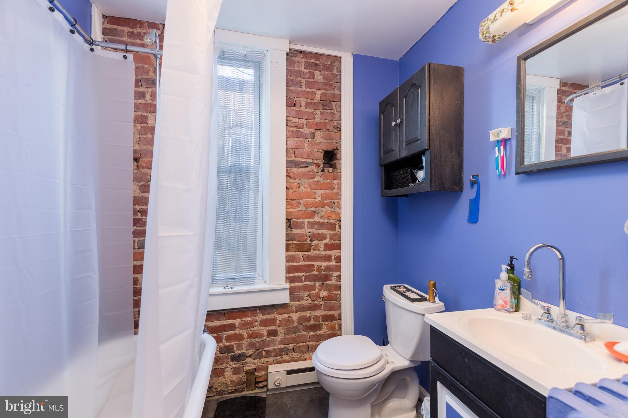 HAMPDEN HISTORIC DISTRICT - Residential