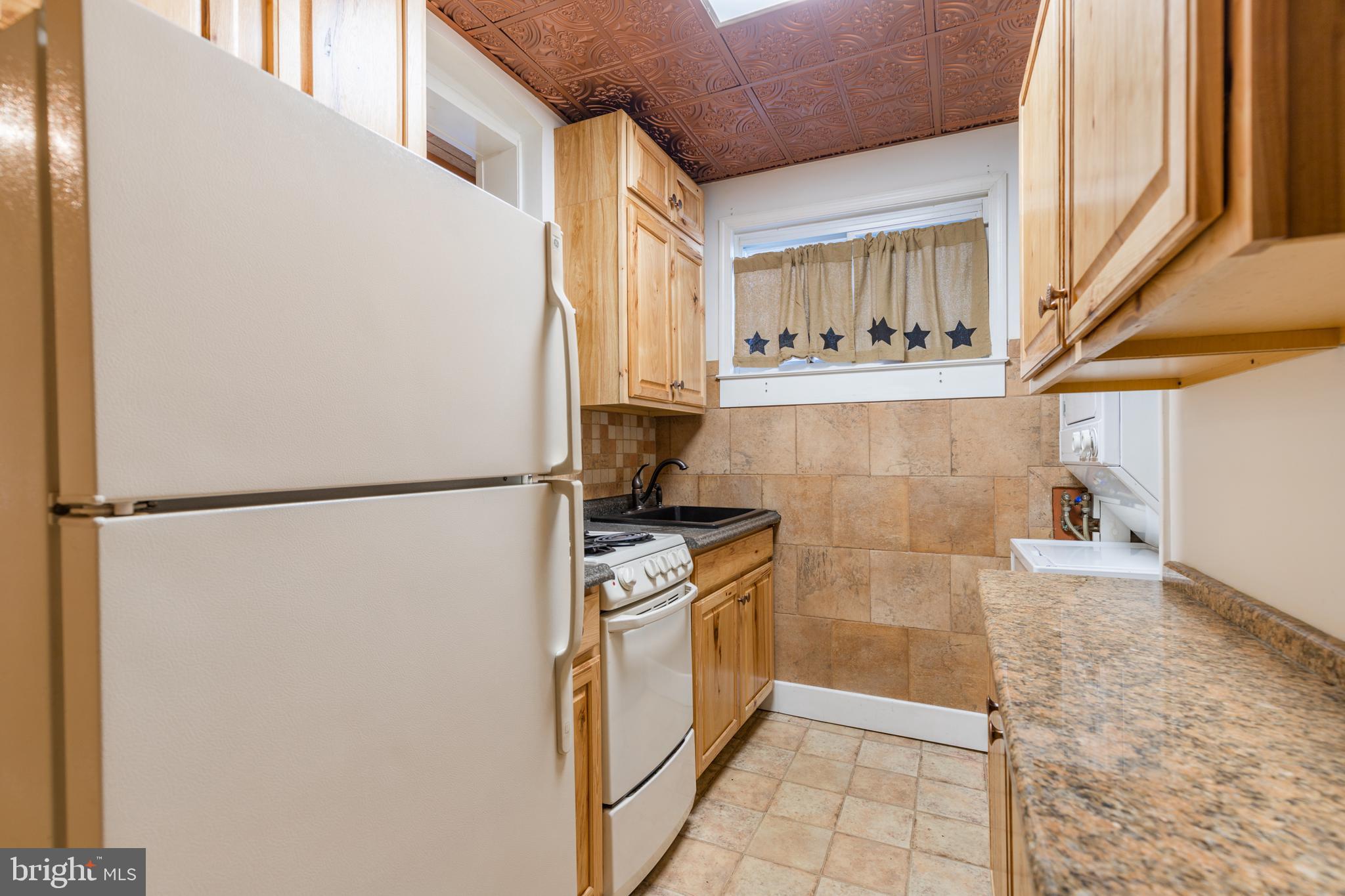 HAMPDEN HISTORIC DISTRICT - Residential