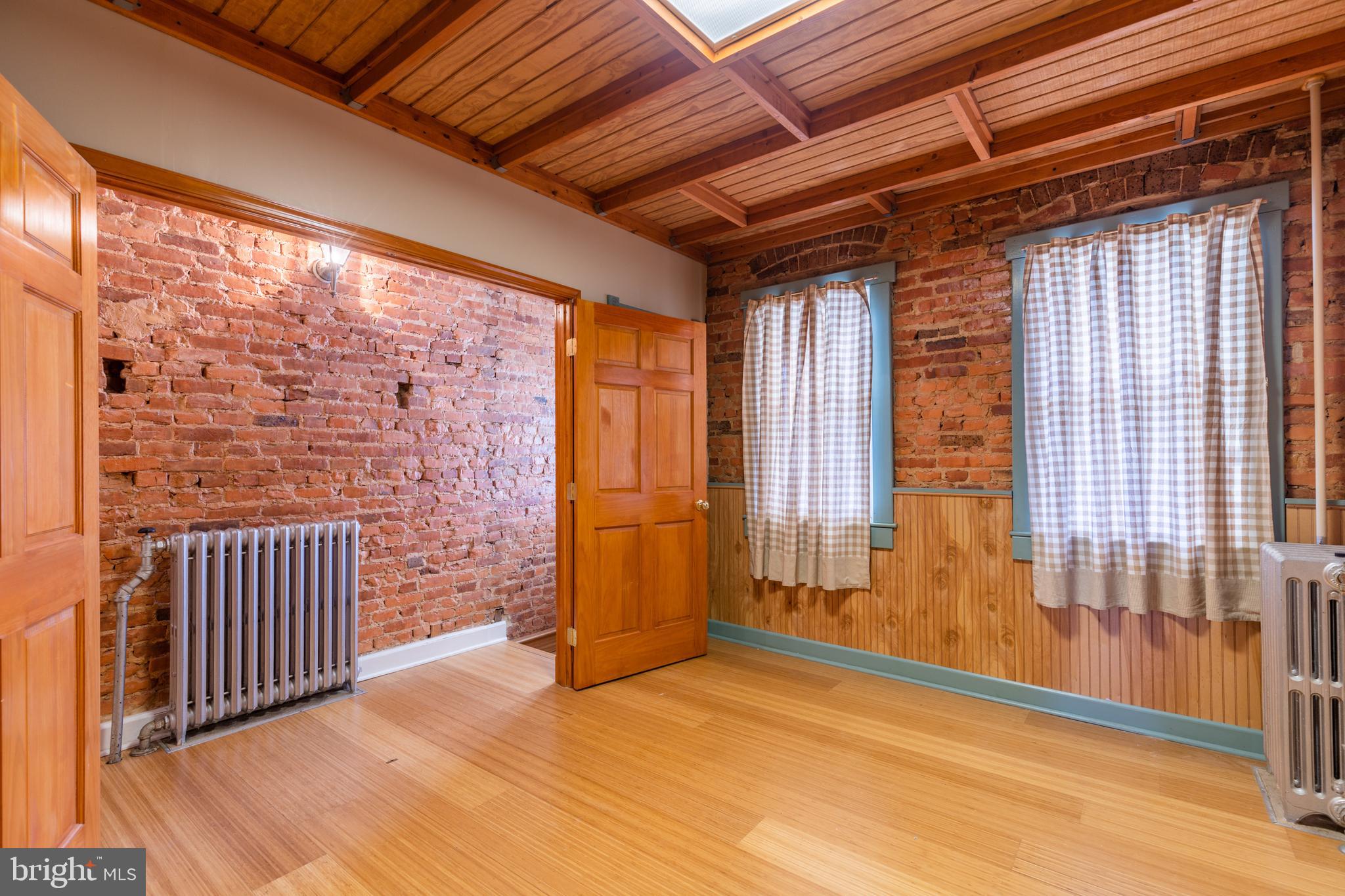 HAMPDEN HISTORIC DISTRICT - Residential