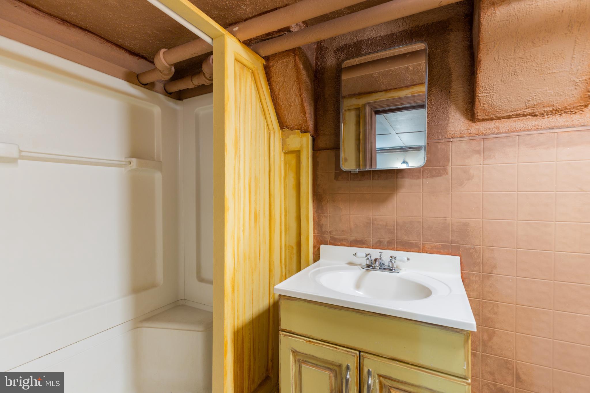 HAMPDEN HISTORIC DISTRICT - Residential