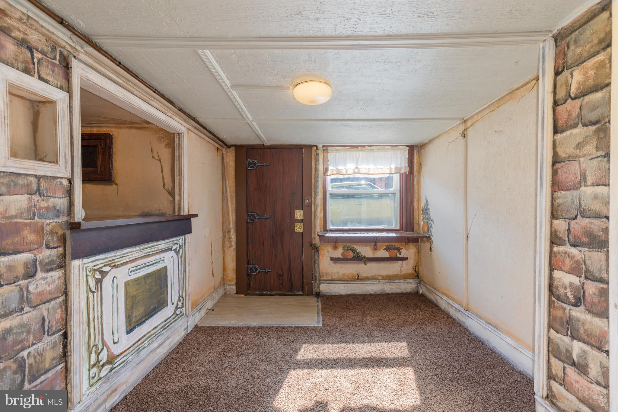 HAMPDEN HISTORIC DISTRICT - Residential