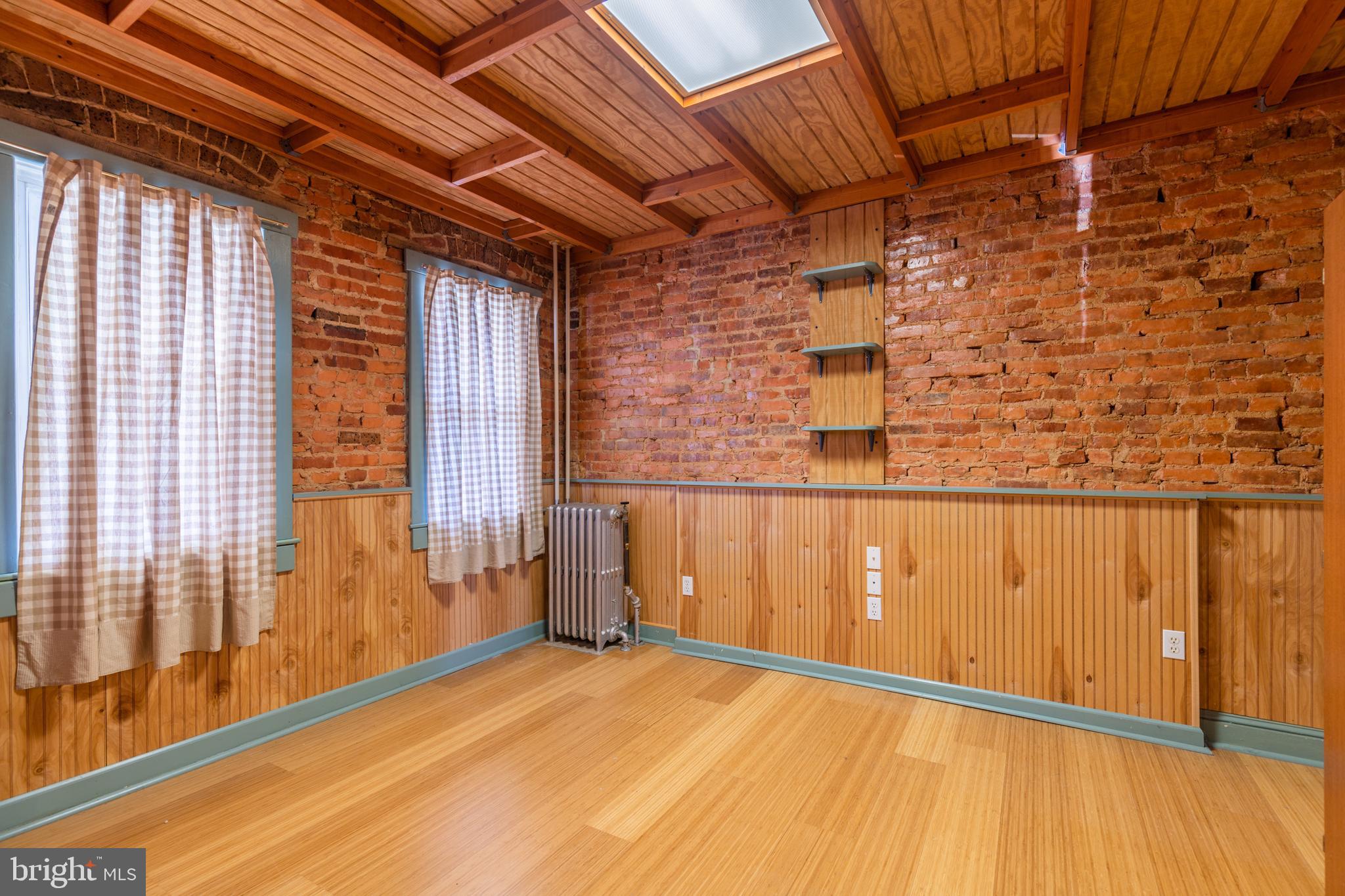 HAMPDEN HISTORIC DISTRICT - Residential