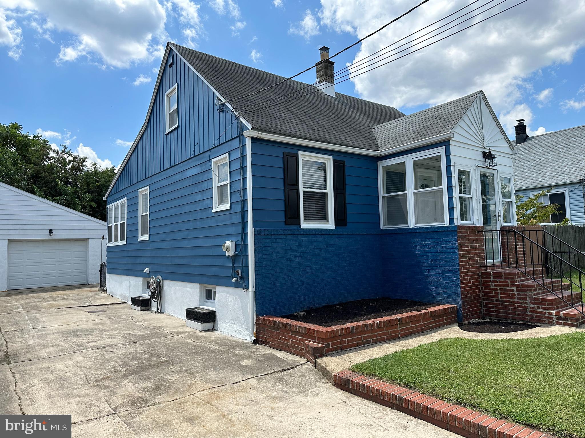 INVERNESS - Residential