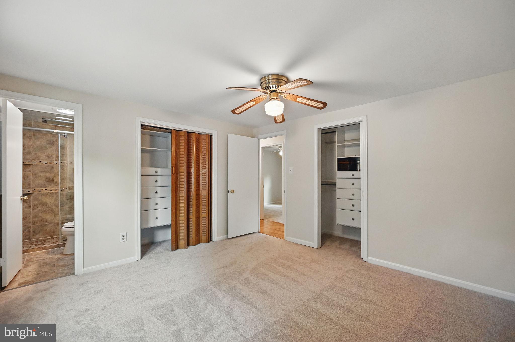 FOX MILL ESTATES - Residential