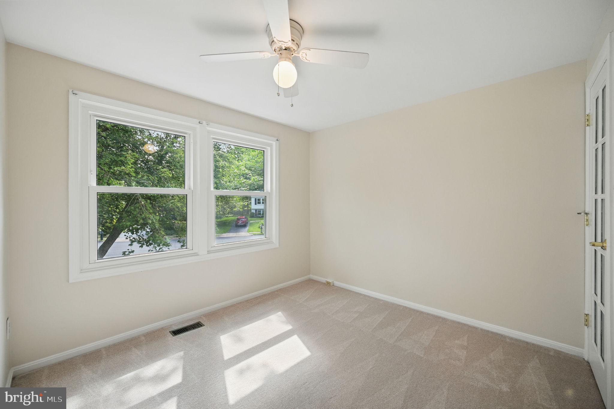 FOX MILL ESTATES - Residential