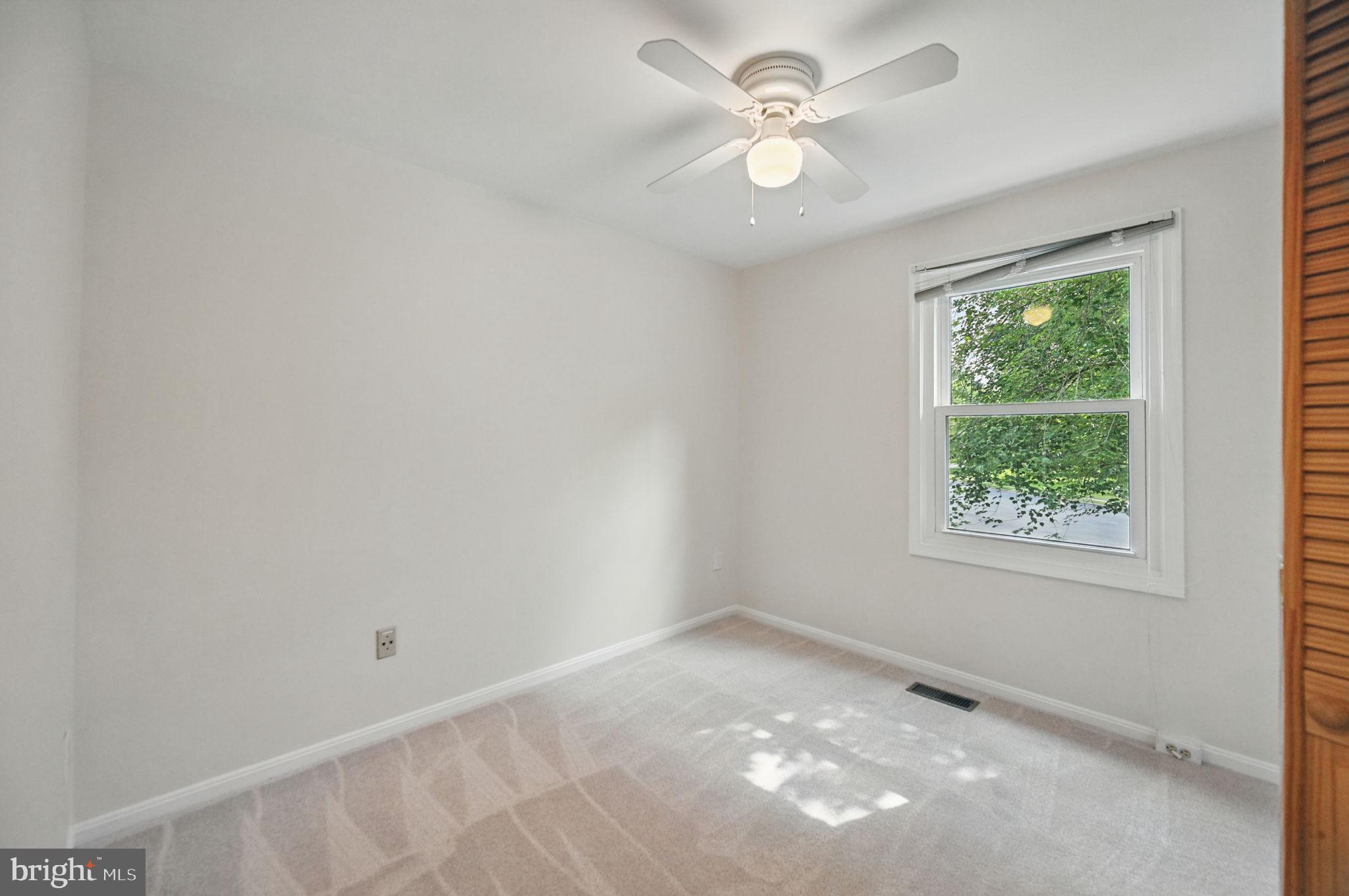 FOX MILL ESTATES - Residential