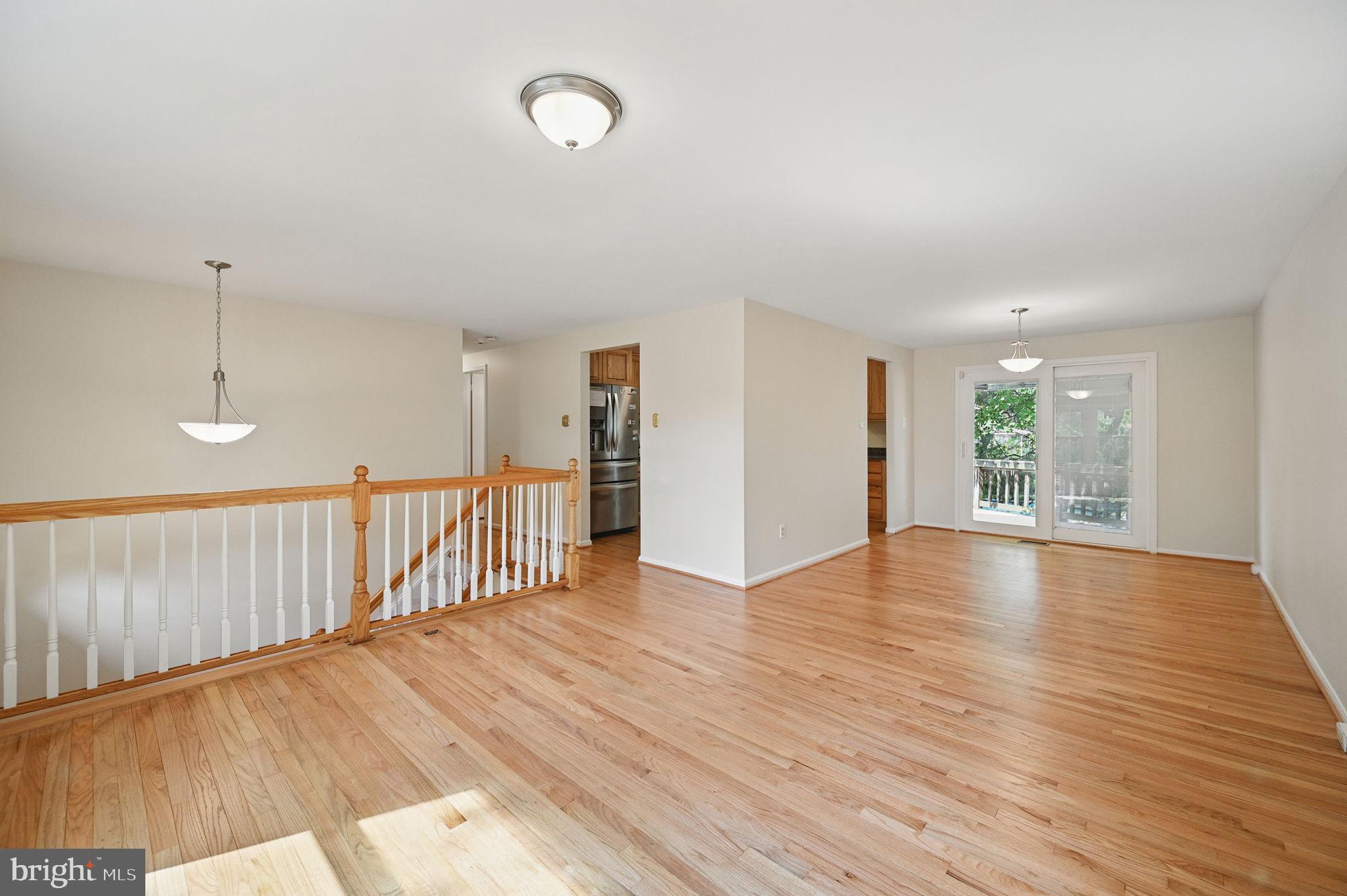 FOX MILL ESTATES - Residential