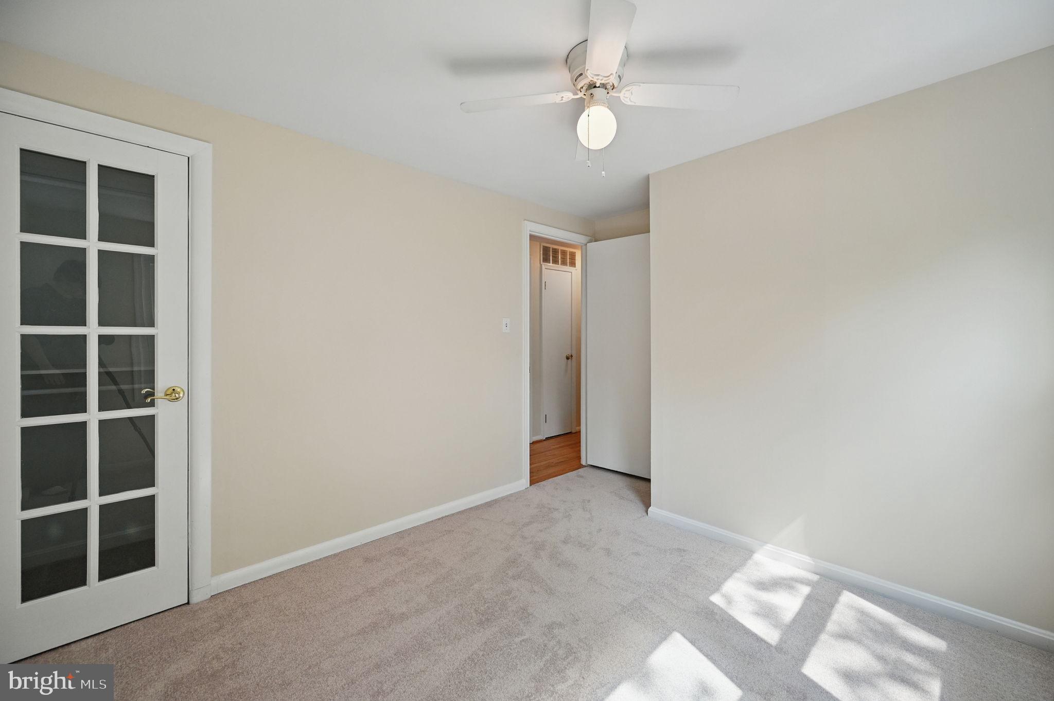 FOX MILL ESTATES - Residential