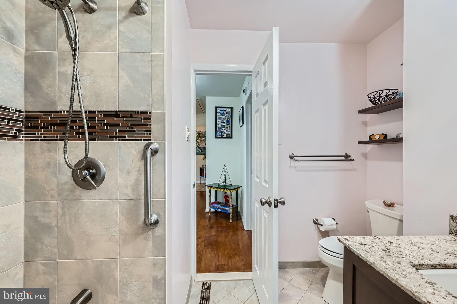 CROMWELL VALLEY - Residential