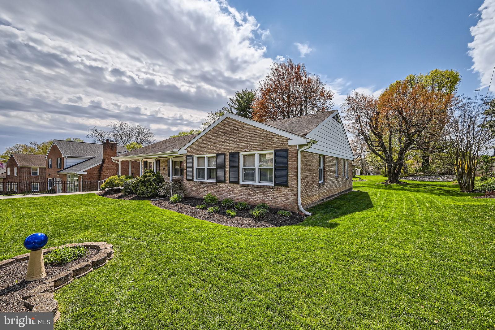 901 BREEZEWICK ROAD
