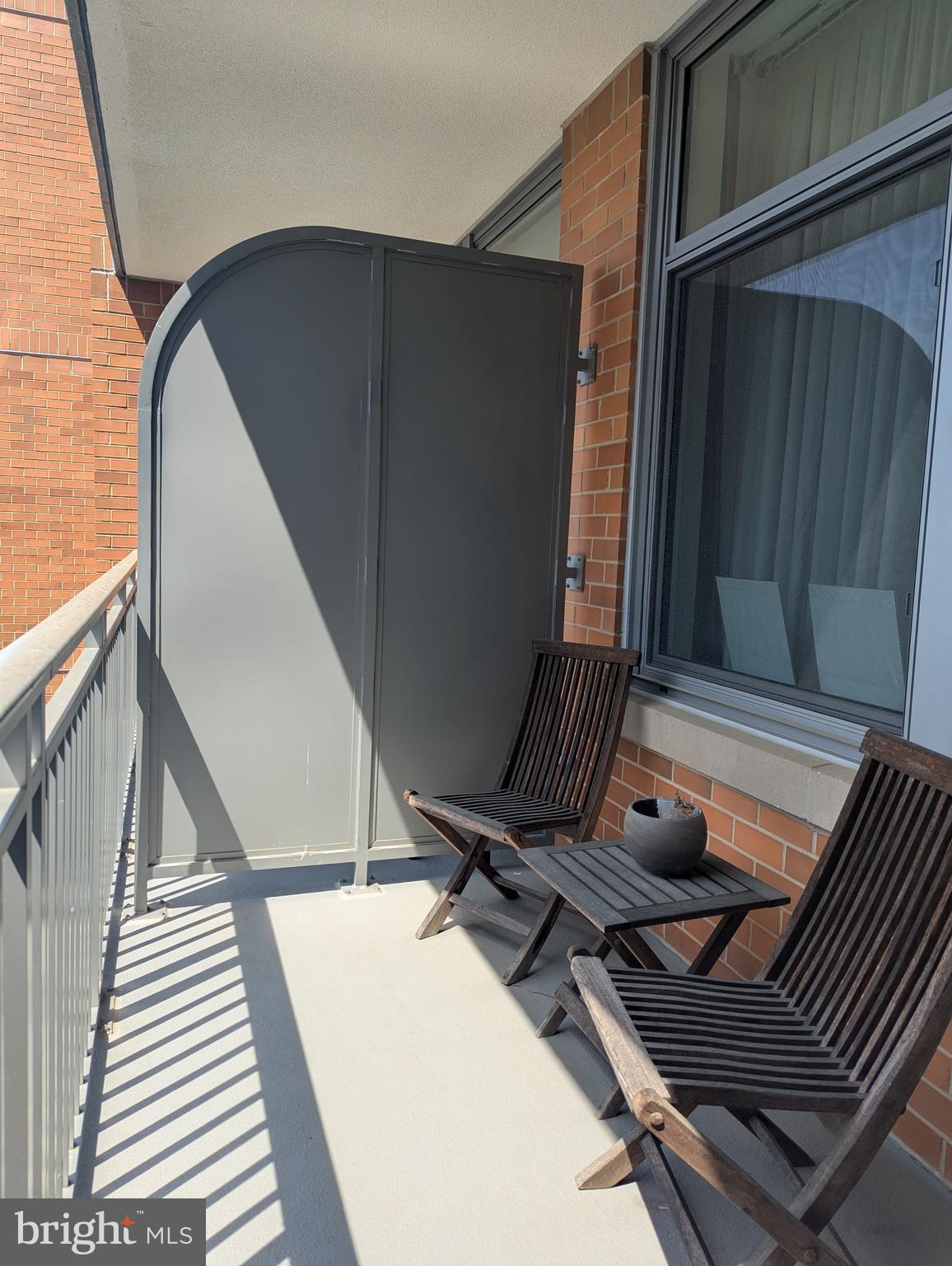 ONE PARK CREST - Residential Lease