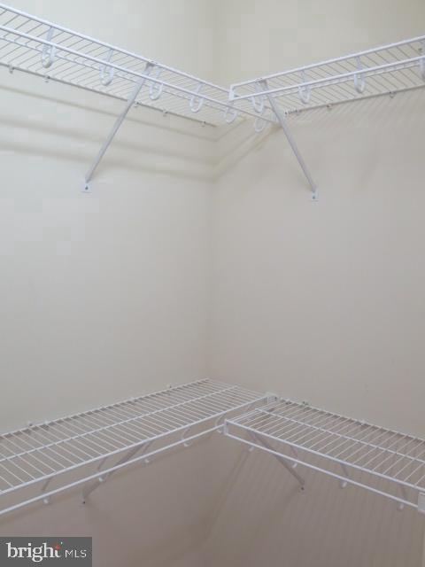 ONE PARK CREST - Residential Lease