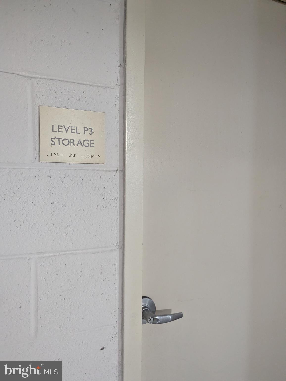 ONE PARK CREST - Residential Lease