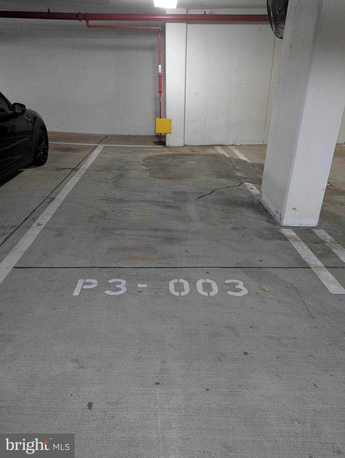 ONE PARK CREST - Residential Lease