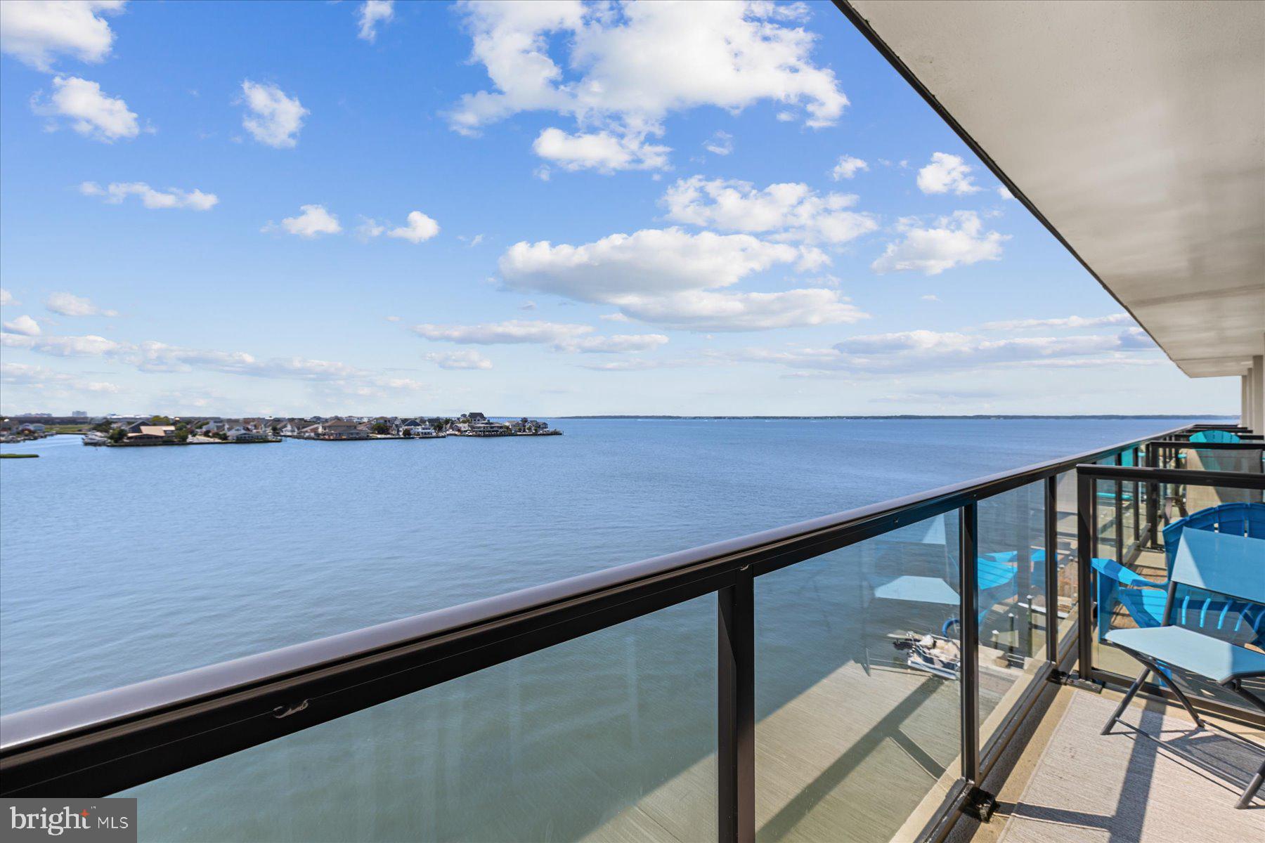 CAINE HARBOR MILE - Residential